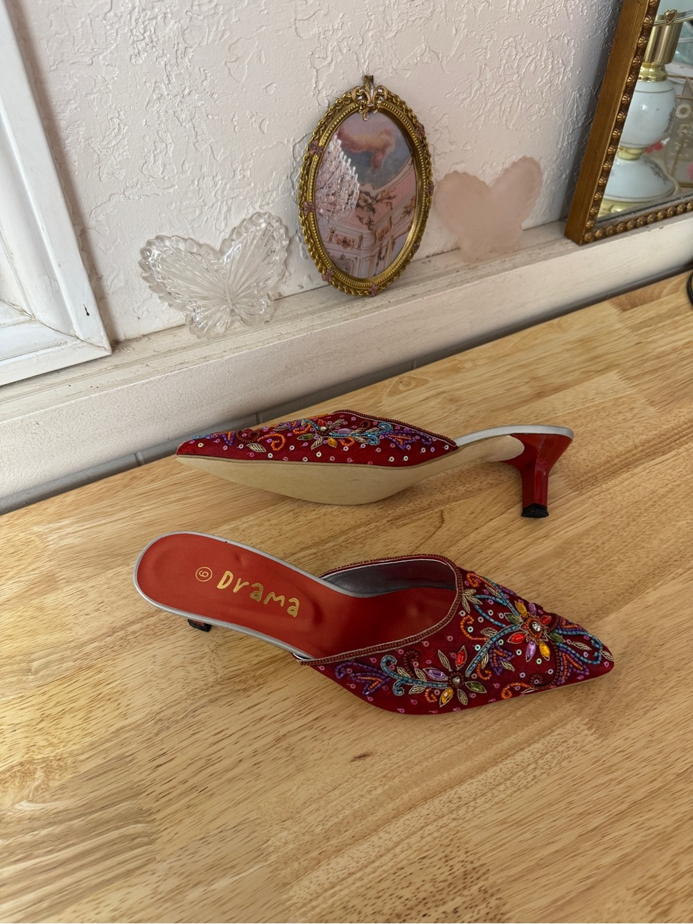 2000s Drama Beaded Pointed Toe Kitten Heels Size 9 Y2K Jewel Embellished Whimsy - Picture 5 of 15